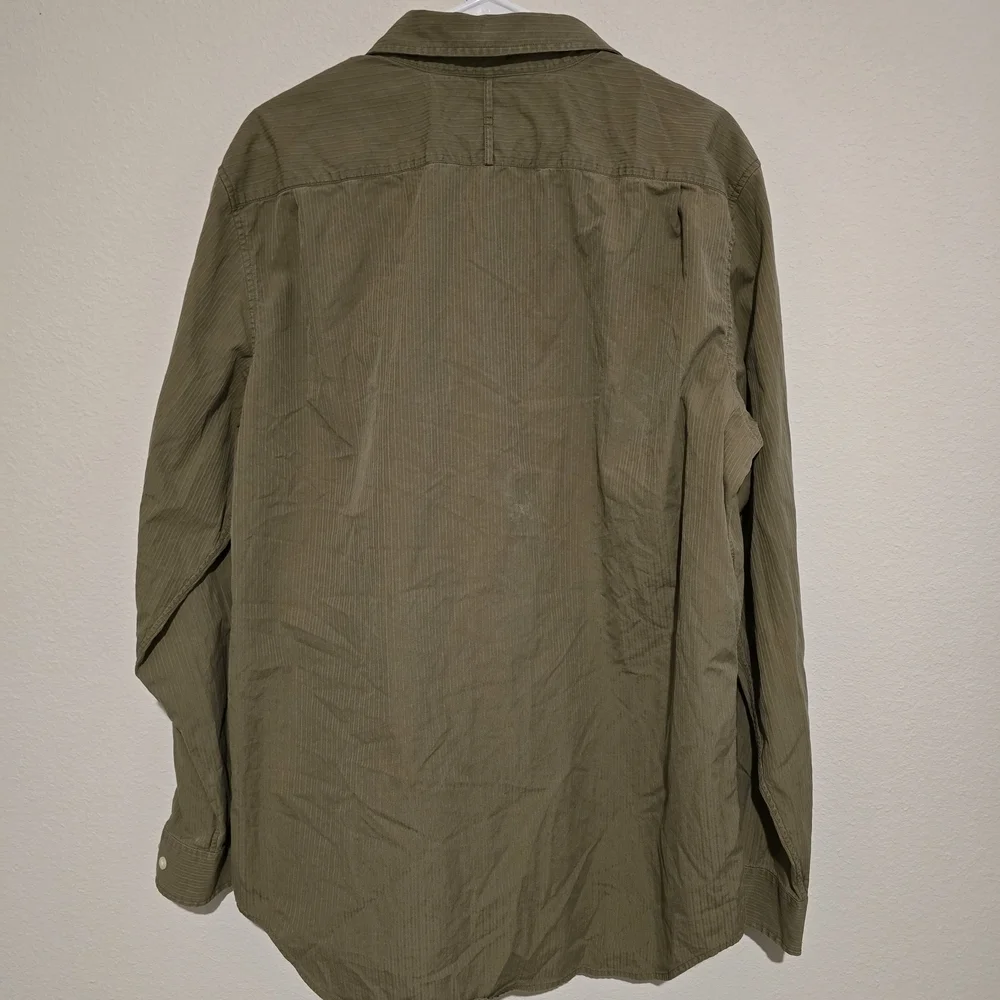 Banana Republic Men's Casual Olive Button Down Shirt